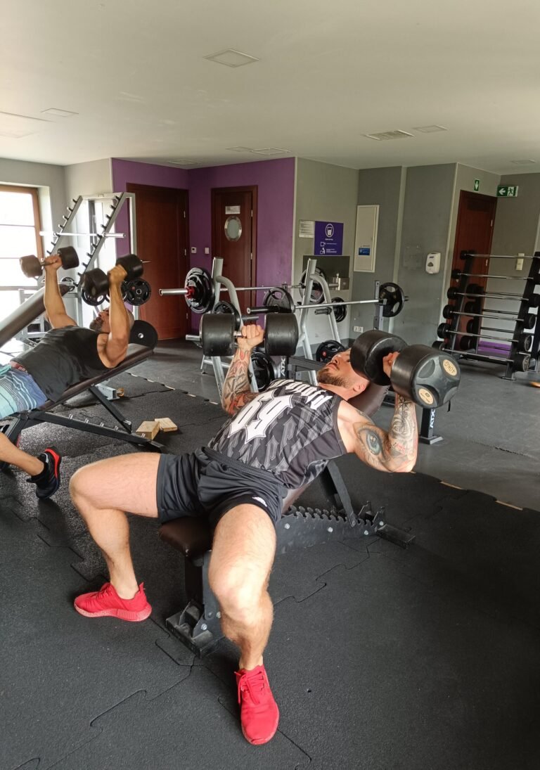 trener konrad, trening klatki piersiowej